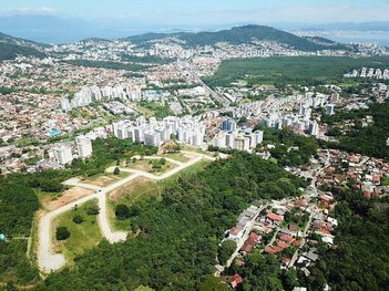 land_lot em Rodrigo Rampinelli Jeremias, Itacorubi - Florianópolis - SC