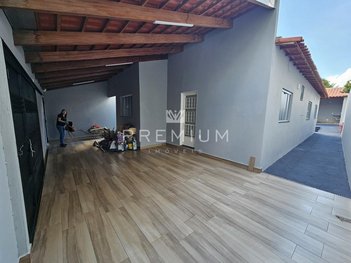 house em Rua Pedro Damis, Presidente Roosevelt - Uberlândia - MG