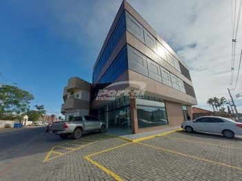 office em Avenida Paraná, Centro - Barra Velha - SC
