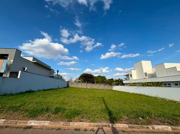 land_lot em Avenida Nelson Patelli, Parque da Imprensa - Mogi Mirim - SP
