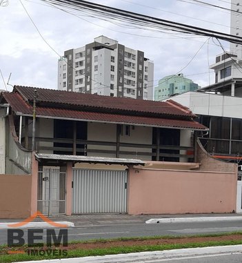 house em Avenida Vereador Abrahão João Francisco, Centro - Itajaí - SC