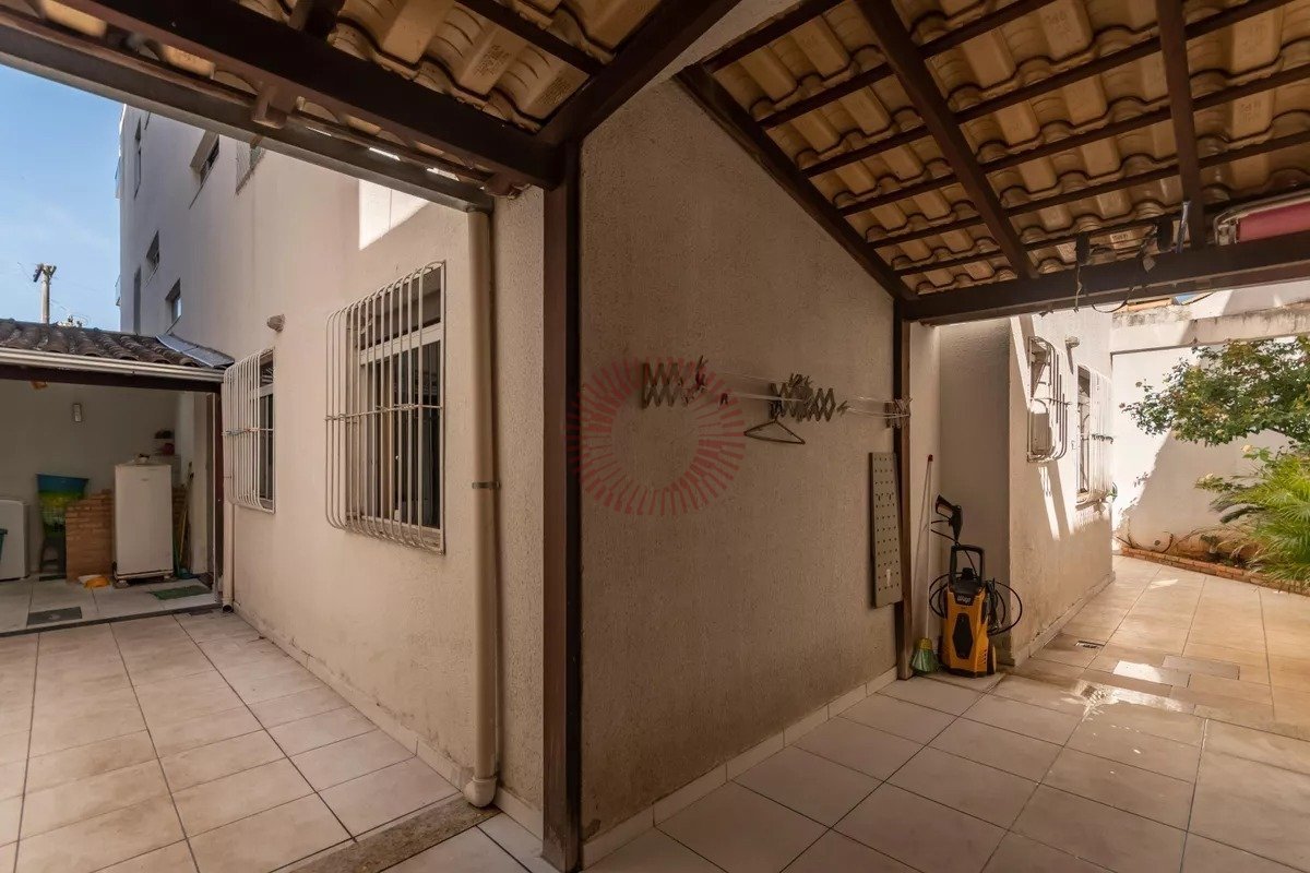 Apartamento com 3 quartos — Santa Mônica, Belo Horizonte