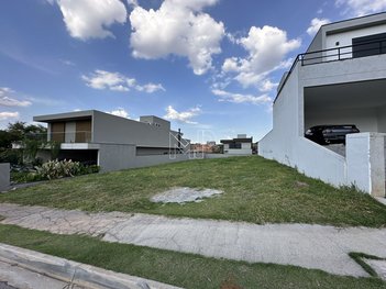 land_lot em Avenida Doutor Adilson Rodrigues, Jardim das Samambaias - Jundiaí - SP