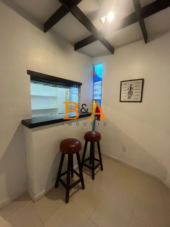 apartment em Avenida Nossa Senhora de Copacabana, Copacabana - Rio de Janeiro - RJ