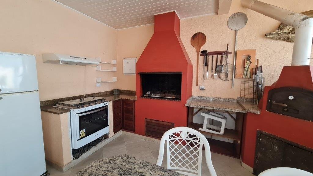 07b9498e-d0d8-4e9e-9edc-a39bc9436ff9