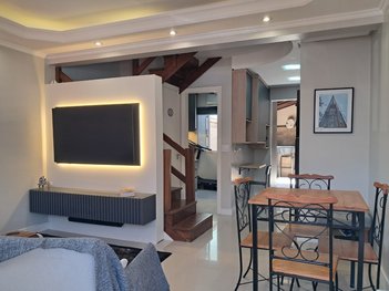 house em Avenida José Aloísio Filho, Humaitá - Porto Alegre - RS