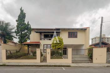 house em Rua Professor James Fruhstuck, Costa e Silva - Joinville - SC