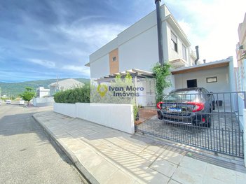 house em Rua Lira, São João do Rio Vermelho - Florianópolis - SC