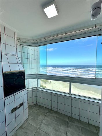 apartment em Rua Maria Inez Bacheschi Rúbio, Maracanã - Praia Grande - SP
