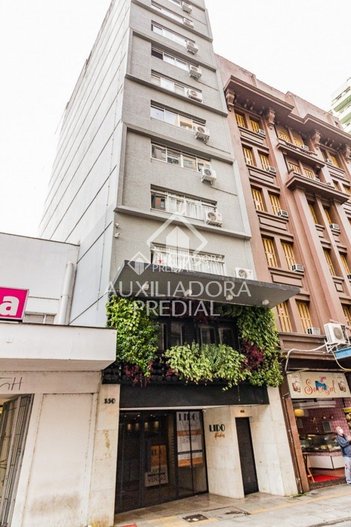 apartment em Rua General Andrade Neves, Centro Histórico - Porto Alegre - RS