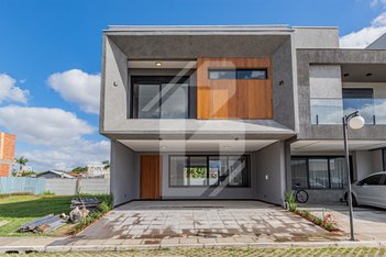 house em Rua Théo Benevenuto, Sarandi - Porto Alegre - RS