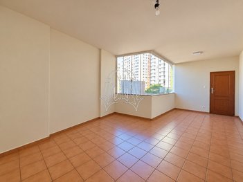 apartment em Rua Maestro Egídio Camargo do Amaral, Centro - Londrina - PR