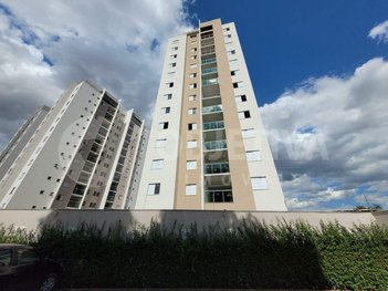 apartment em Rua Aniceto Pereira, Tubalina - Uberlândia - MG