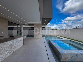 house em Rua Avenida Arrabio, Jardim Sul - Uberlândia - MG