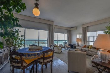 apartment em Avenida Marechal Deodoro da Fonseca, Pitangueiras - Guarujá - SP