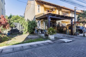 house em Avenida Edgar Pires de Castro, Hípica - Porto Alegre - RS