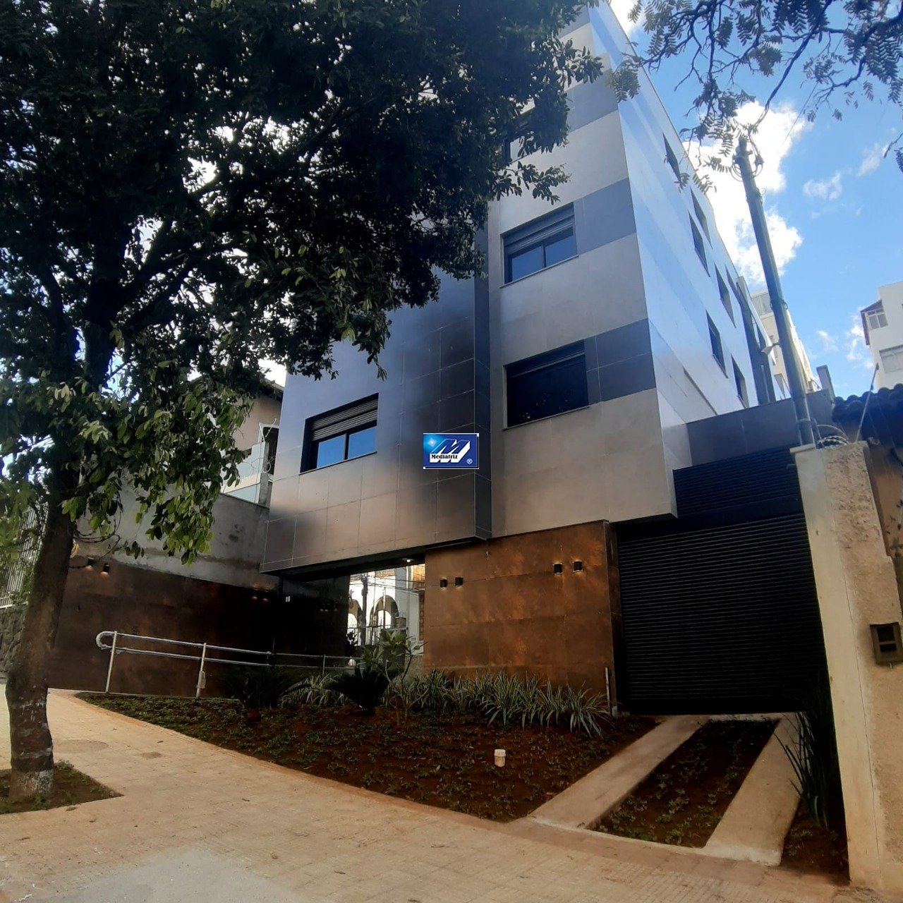 Apartamento com 3 quartos — Cidade Nova, Belo Horizonte