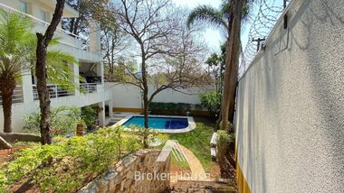 house em Rua Job Lane, Jardim Petrópolis - São Paulo - SP