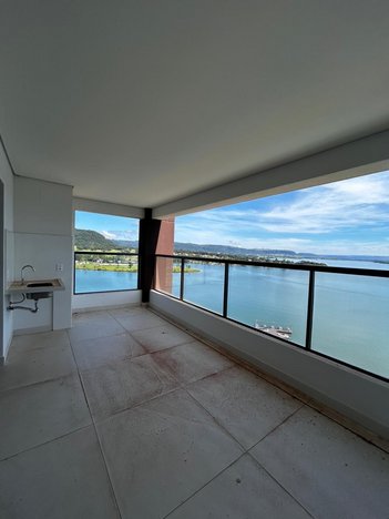 apartment em Rua Doutor José Mardondes Luz, Condomínio Portal do Lago - Rifaina - SP