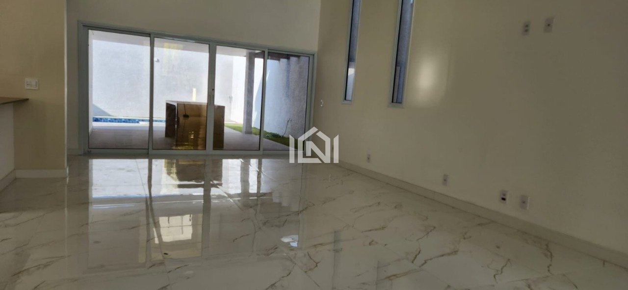 casa a venda no condominio villa rica sala de jantar
