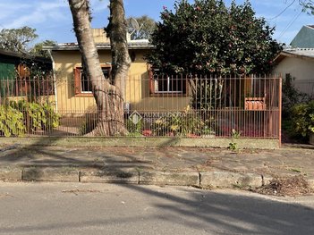 house em Rua Aurora, Vila Nova - Porto Alegre - RS