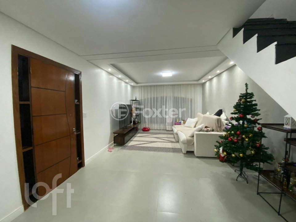 d2328589
