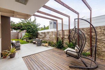 house em Rua Doutor Lubumir Viergbiski, Campo Comprido - Curitiba - PR