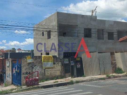 Casa com 3 quartos — Santa Amélia, Belo Horizonte