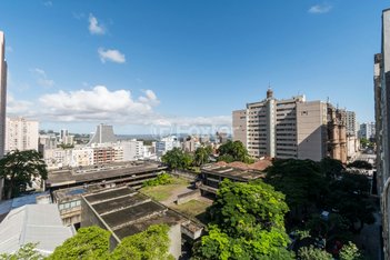 apartment em Rua Duque de Caxias, Centro Histórico - Porto Alegre - RS