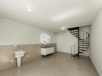 house em Rua Guaripocaba, Bom Retiro - São Paulo - SP