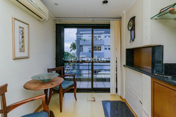 apartment em Avenida Teixeira Mendes, Chácara das Pedras - Porto Alegre - RS