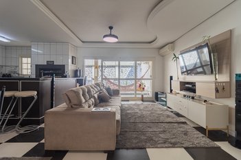 house em Alameda Santo Amaro, Passo da Areia - Porto Alegre - RS