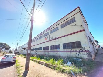 industrial em Rua São Joaquim, Vila Monteiro (Gleba I) - São Carlos - SP
