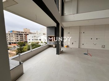 apartment em Rua dos Polvos, Jurerê - Florianópolis - SC