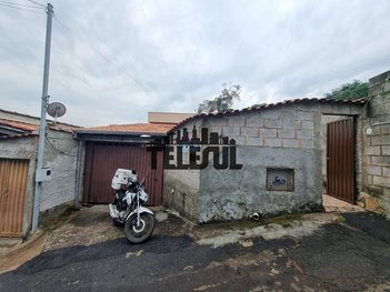 house em Rua Antônio Bregalda, Vargem - Varginha - MG