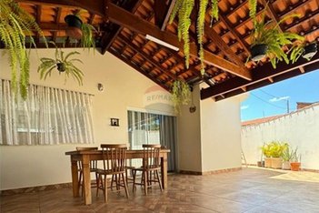 house em Avenida Prefeito Joaquim Amaral Amando de Barros, Jardim Ypê - Botucatu - SP