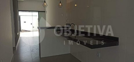 house em Rua da Flôr de Cêra, Panorama - Uberlândia - MG