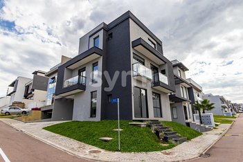 house em Rua Francisco Zuneda Ferreira da Costa, Bairro Alto - Curitiba - PR