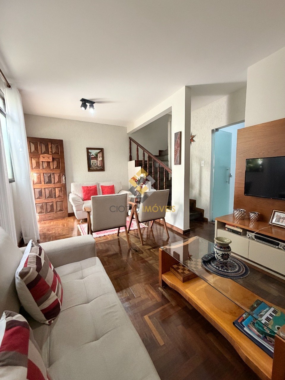 Casa com 3 quartos — Dona Clara, Belo Horizonte