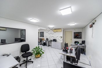 office em Rua Conselheiro Laurindo, Centro - Curitiba - PR