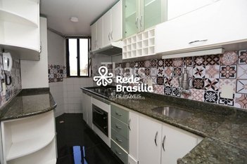 apartment em EPTG QE 4 Bloco B-2, Quadras Econômicas Lúcio Costa (Guará) - Brasília - DF