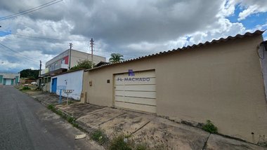 house em Rua 4 D, Setor Garavelo - Aparecida de Goiânia - GO