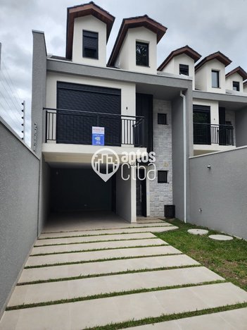 house em Rua Doutor Lubumir Viergbiski, Campo Comprido - Curitiba - PR