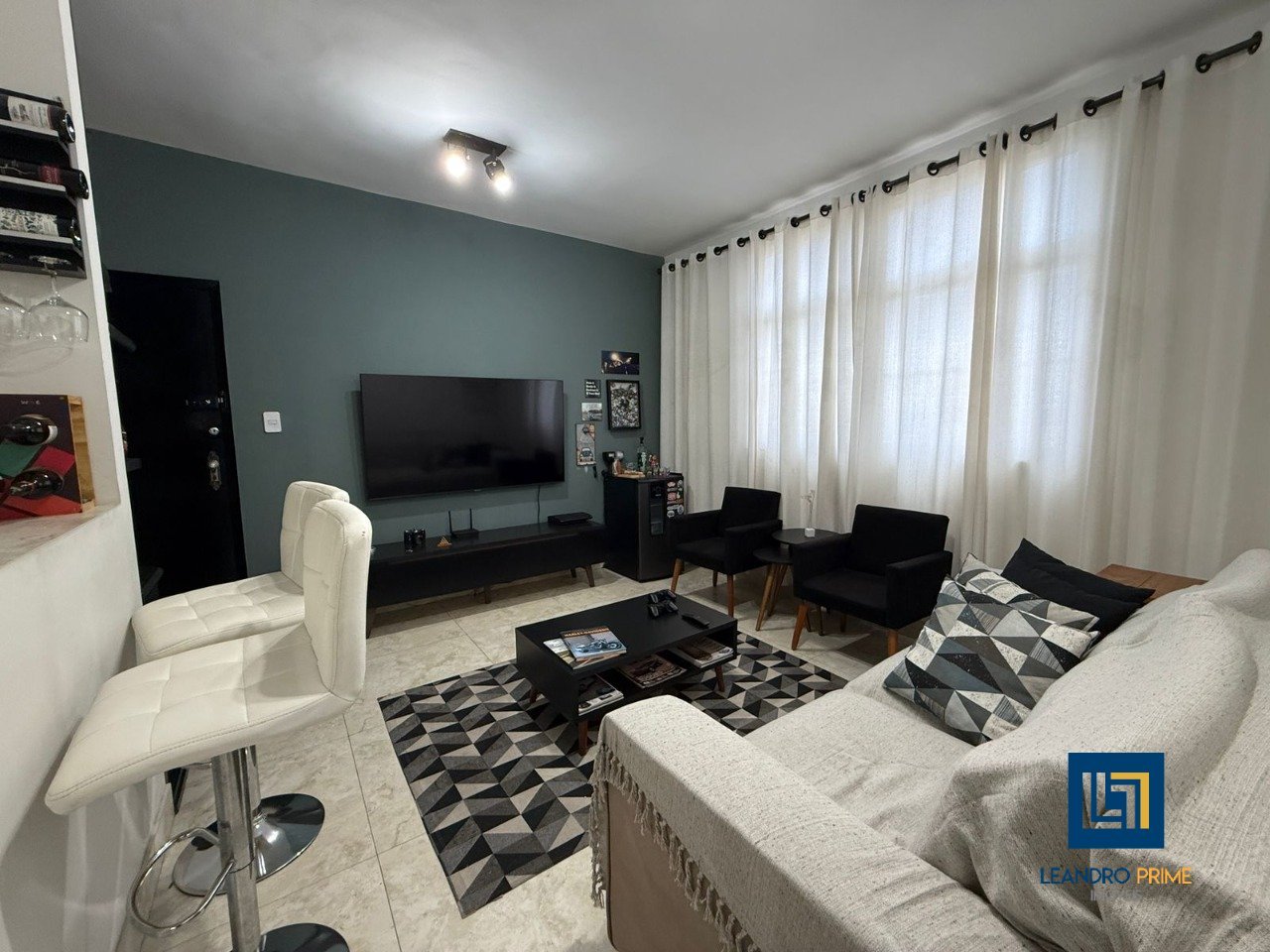 Apartamento com 3 quartos — Santa Amélia, Belo Horizonte