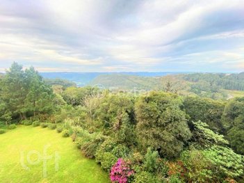 apartment em Rua Ladeira das Azaleas, Planalto - Gramado - RS