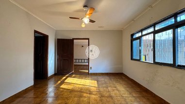 house em Avenida Paris, Independência - Ribeirão Preto - SP