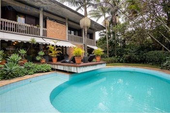 house em Avenida Lopes de Azevedo, Jardim Guedala - São Paulo - SP
