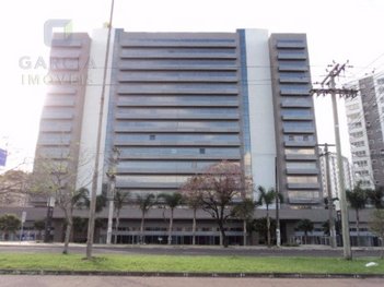 office em Avenida Assis Brasil, São Sebastião - Porto Alegre - RS