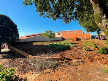 land_lot em Rua Pascoal Mardegan, Ibiporã - Ibiporã - PR