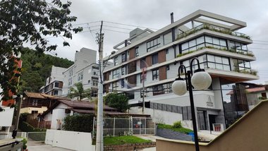 apartment em Rodovia Tertuliano Brito Xavier, Jurerê - Florianópolis - SC